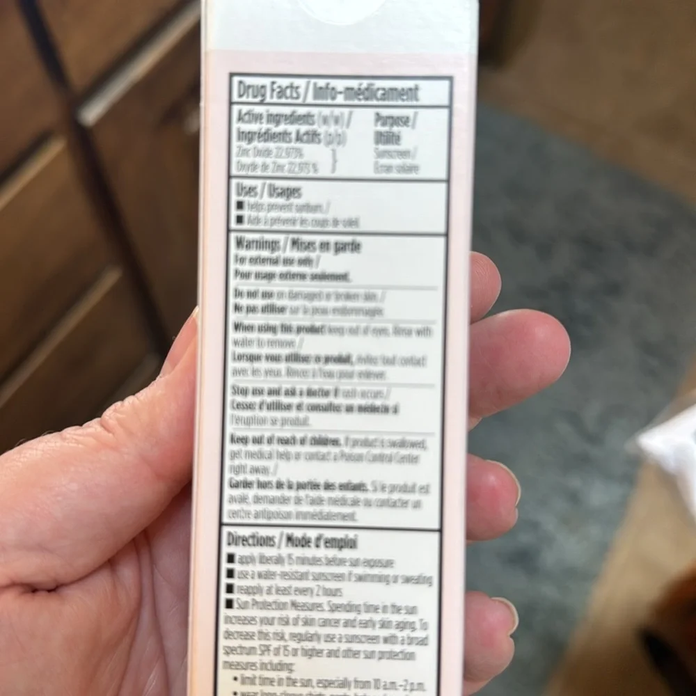NIB Mary Kay Mineral Facial Sunscreen Broad Spectrum SPF 30 1.7 Oz
